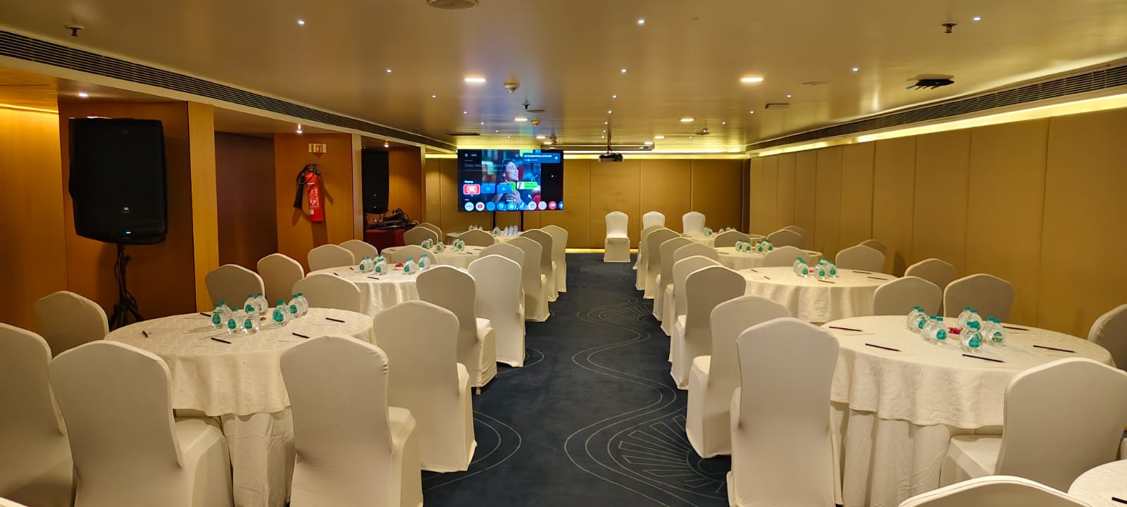 LED TV hire in Bangalore for conferences and private events