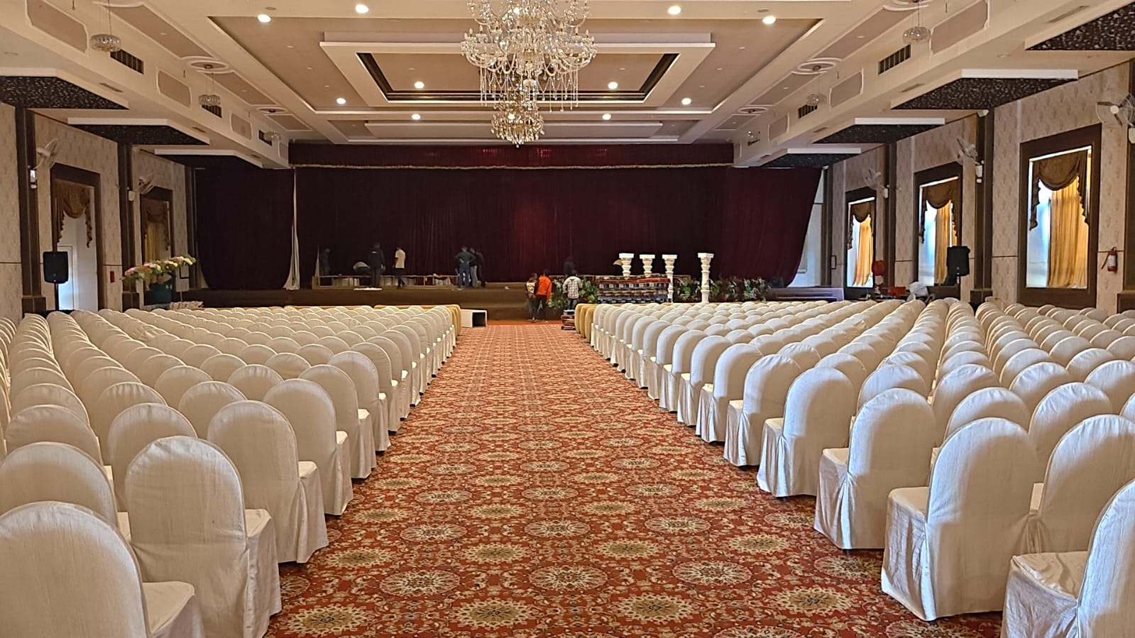 Speaker rental in Koramangala for corporate events